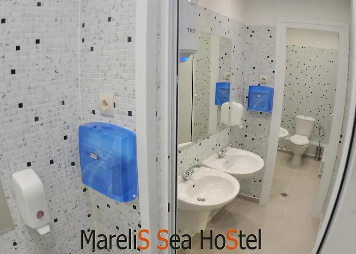 Hotel Marelis Sea *