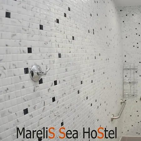 Hostel Marelis Sea